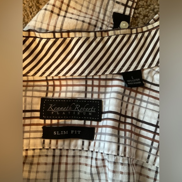 Menโs Kenneth Roberts Platinum Long Sleeve Button Down Shirt - Picture 2 of 3